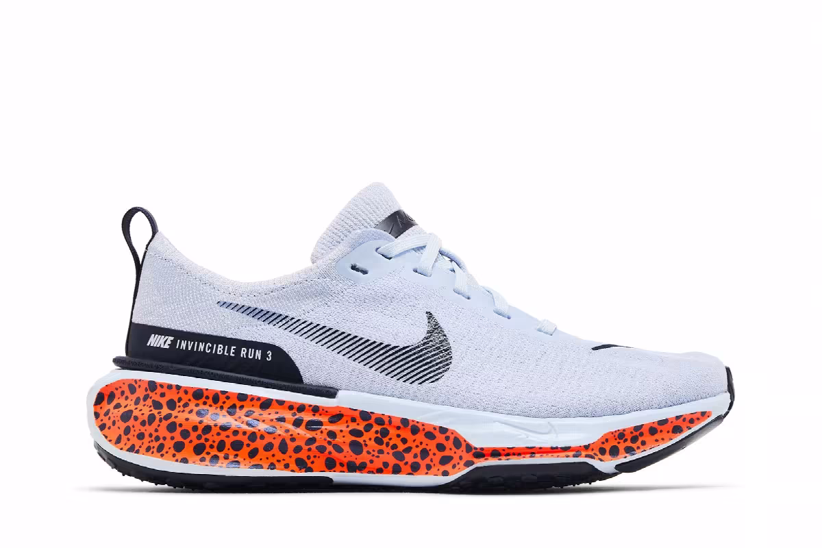Nike Women's ZoomX Invincible 3 Electric Pack, view 2