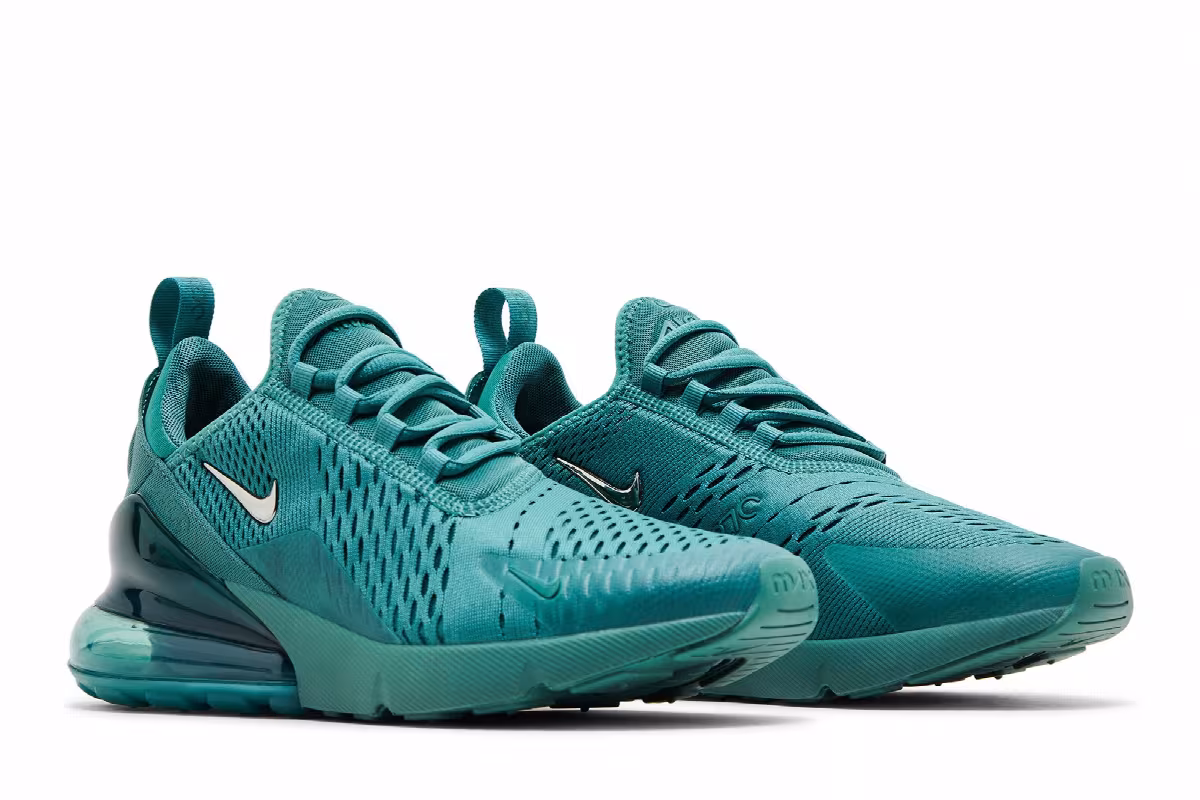 Nike Women's Air Max 270 Bicoastal, view 9