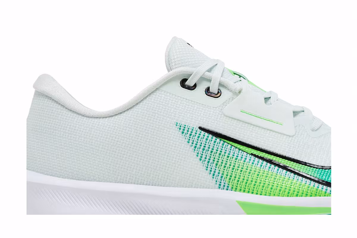 Nike Air Zoom Infinity Tour 2 Golf Barely Green Strike, view 3