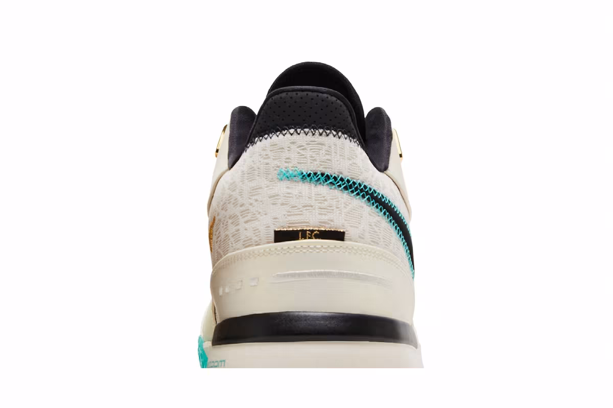 Liverpool F.C. x Nike Zoom LeBron NXXT Gen AMPD Light Orewood Washed Teal, view 8