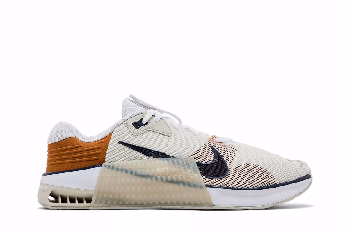 Nike Metcon 9 AMP Light Bone Midnight Navy, view 2