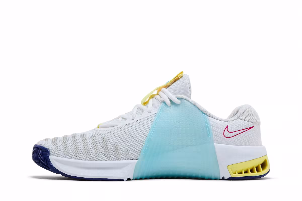 Nike Metcon 9 White Fierce Pink, view 4