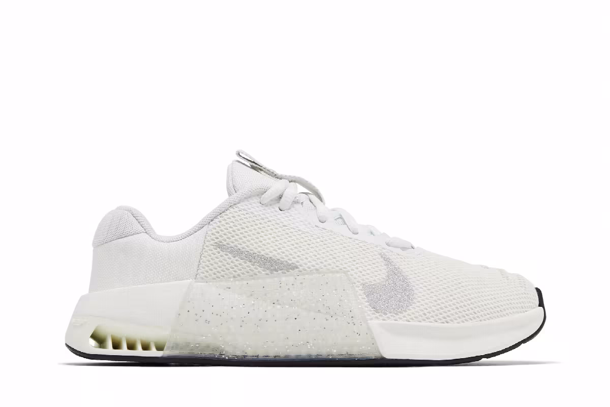 Nike Women's Metcon 9 Premium Summit White Metallic Silver, view 2