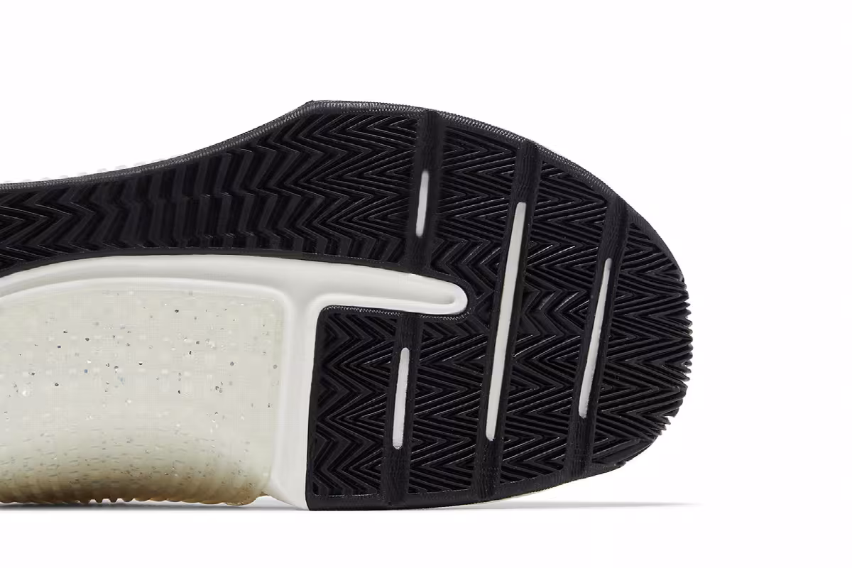 Nike Women's Metcon 9 Premium Summit White Metallic Silver, view 6