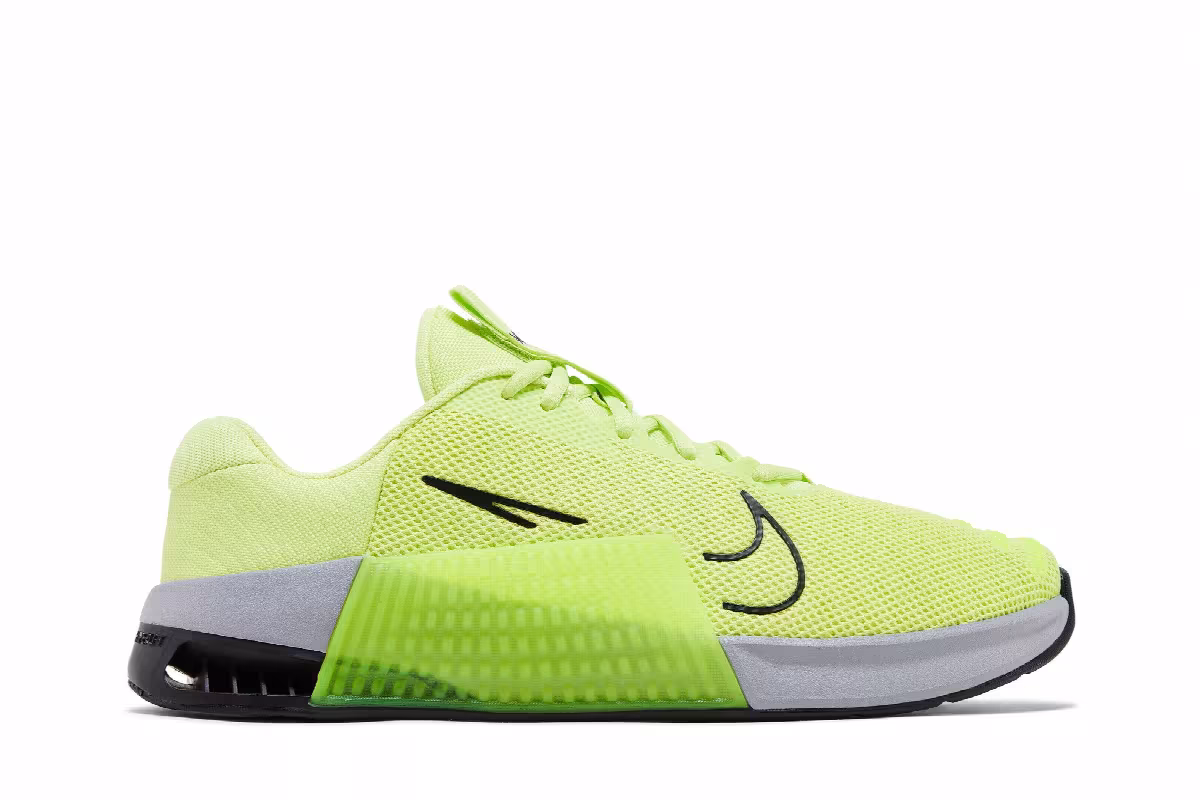 Nike Metcon 9 Light Lemon Twist, view 2