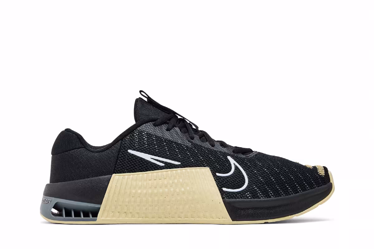 Nike Metcon 9 TB Black Vegas Gold, view 2