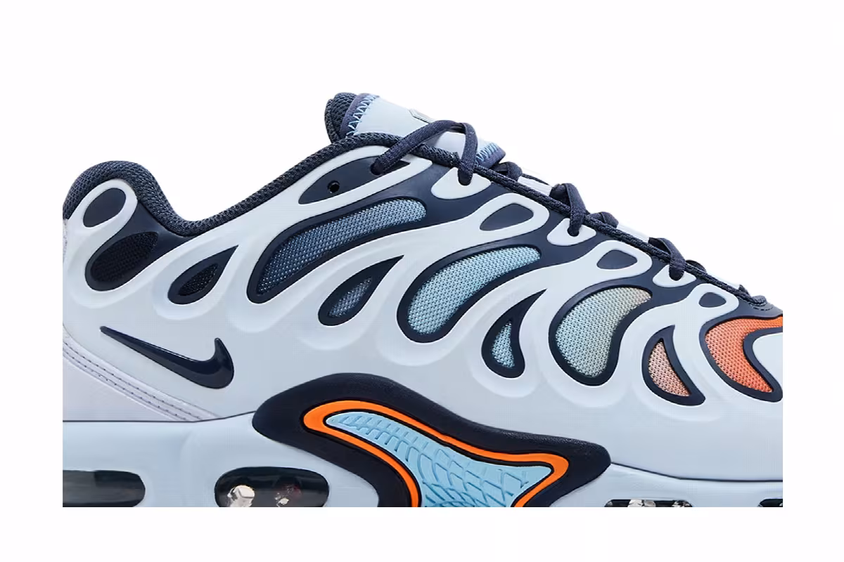 Nike Air Max Plus Drift Football Grey Aquarius Blue, view 3