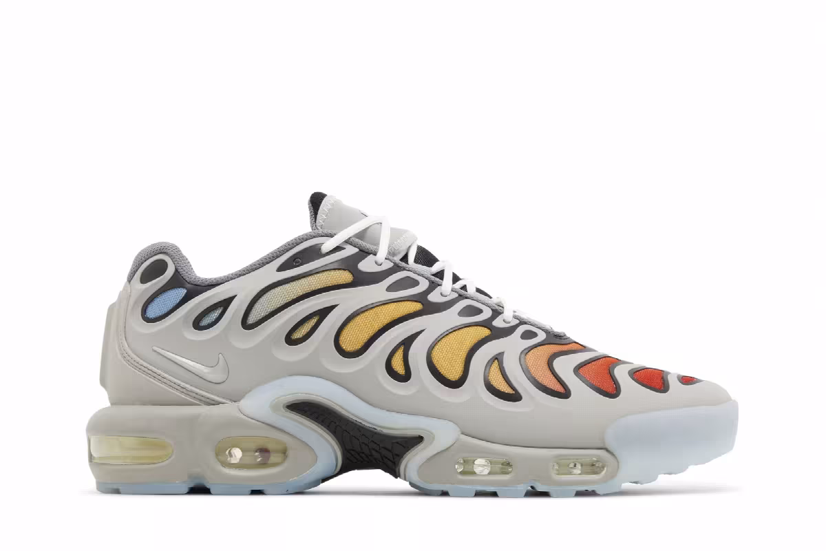 Nike Air Max Plus Drift Light Smoke Grey, view 2