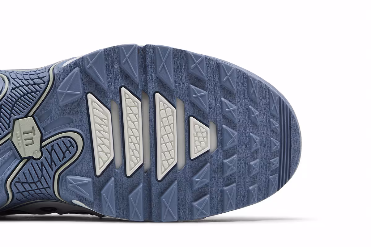 Nike Women's Air Max Plus Drift Ashen Slate, view 6