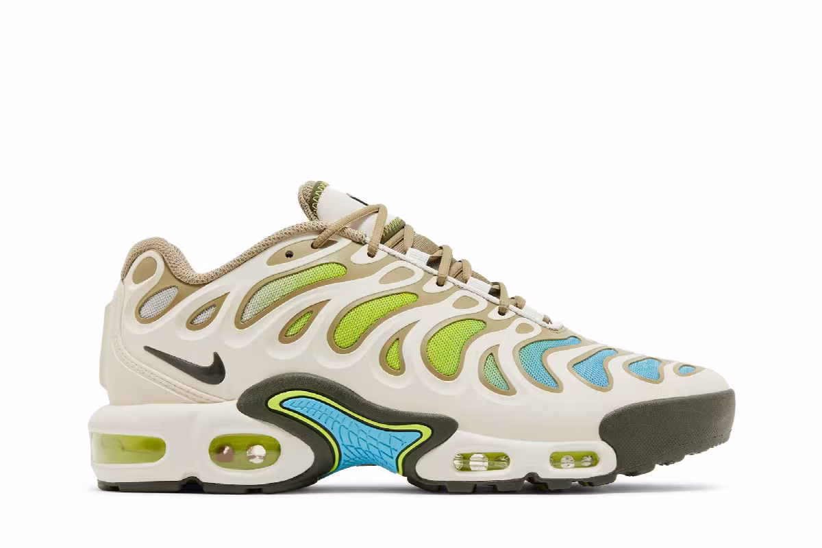 Nike Air Max Plus Drift Phantom Cyber, view 2