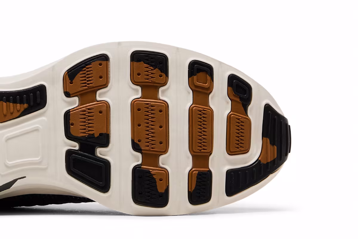 Nike Lunar Roam SE Metallic Pewter Desert Bronze, view 6