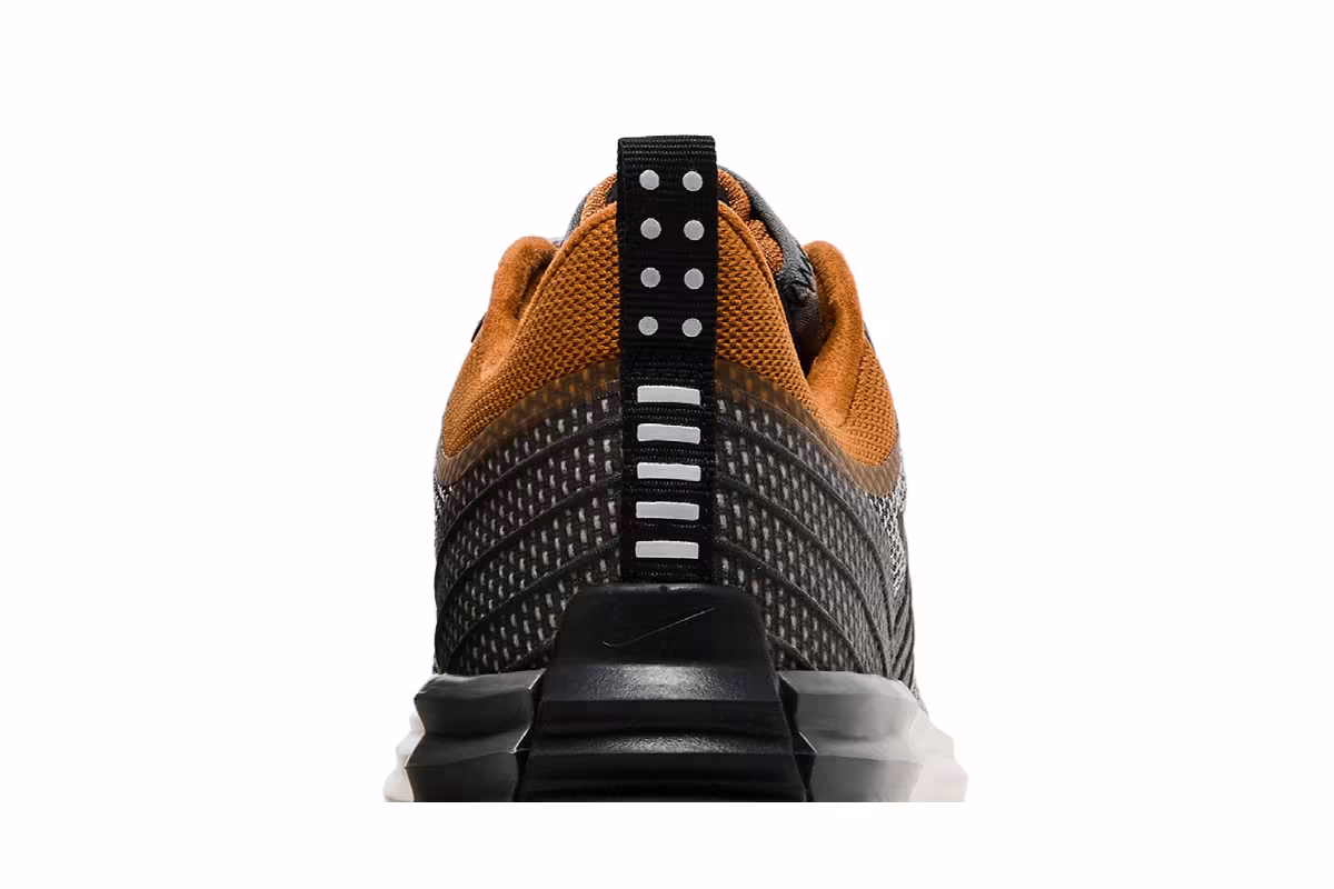 Nike Lunar Roam SE Metallic Pewter Desert Bronze, view 8