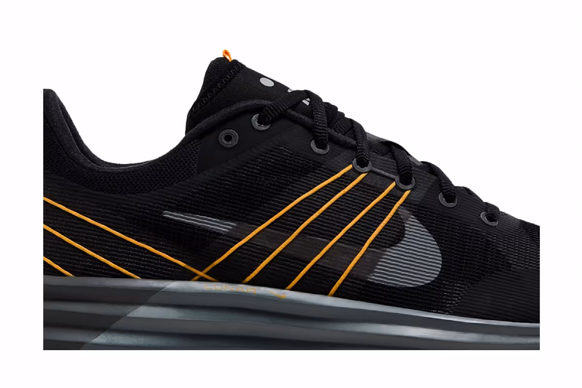 Nike Lunar Roam Black Grey Laser Orange, view 3