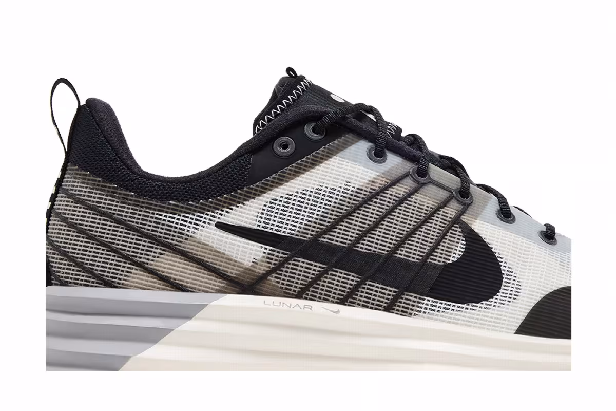 Nike Lunar Roam Summit White Black, view 3