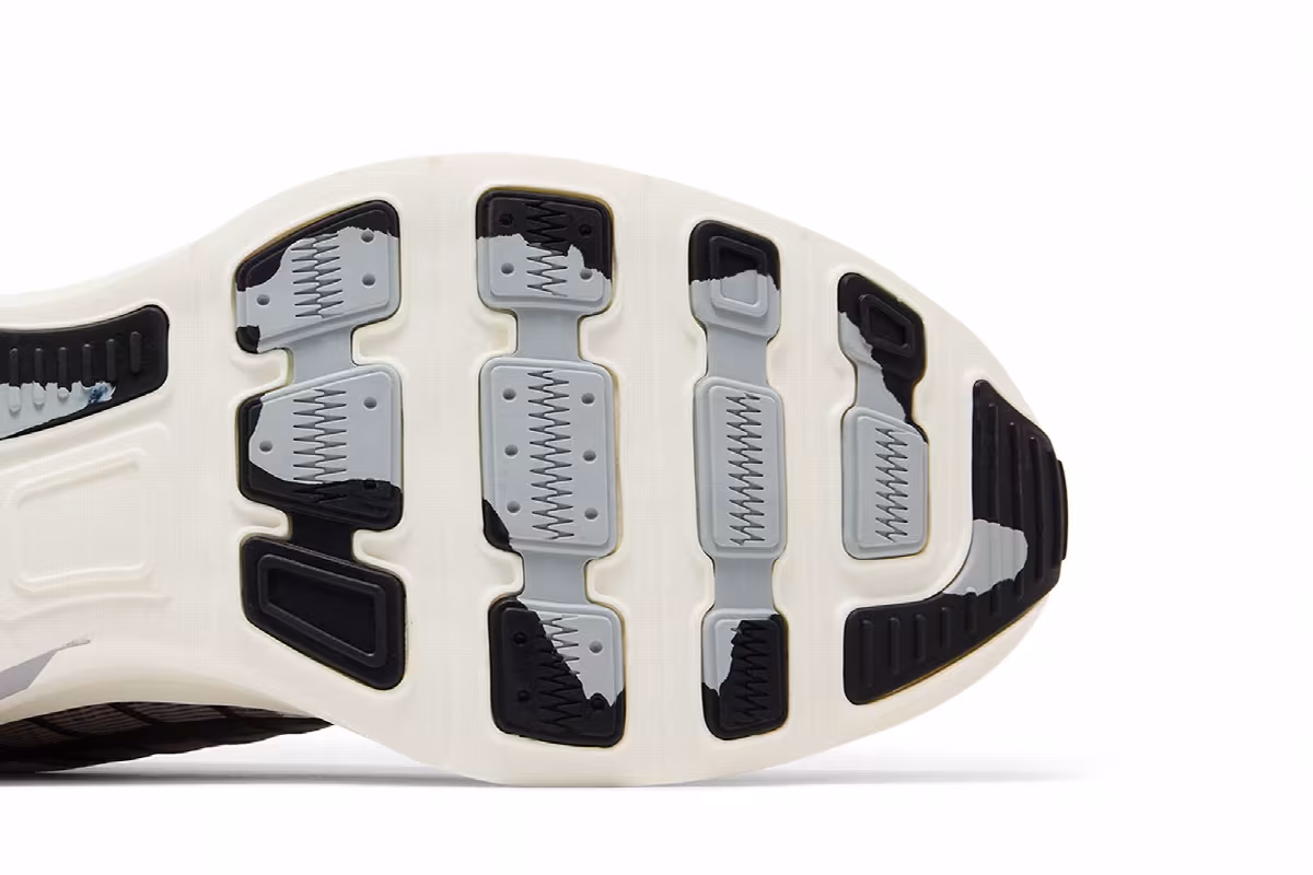 Nike Lunar Roam Summit White Black, view 6