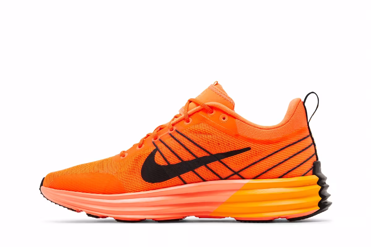 Nike Lunar Roam Hyper Crimson, view 4