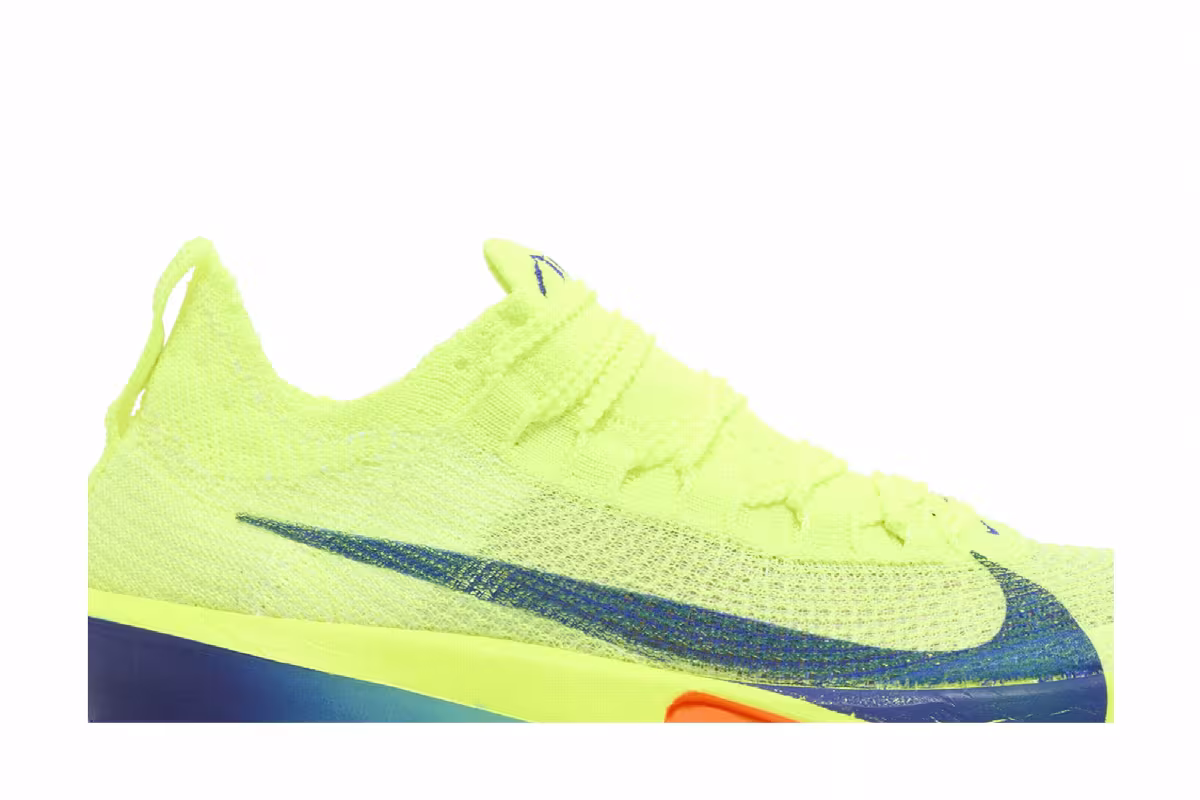 Nike Women's Air Zoom Alphafly NEXT% 3 Fast Pack, view 3