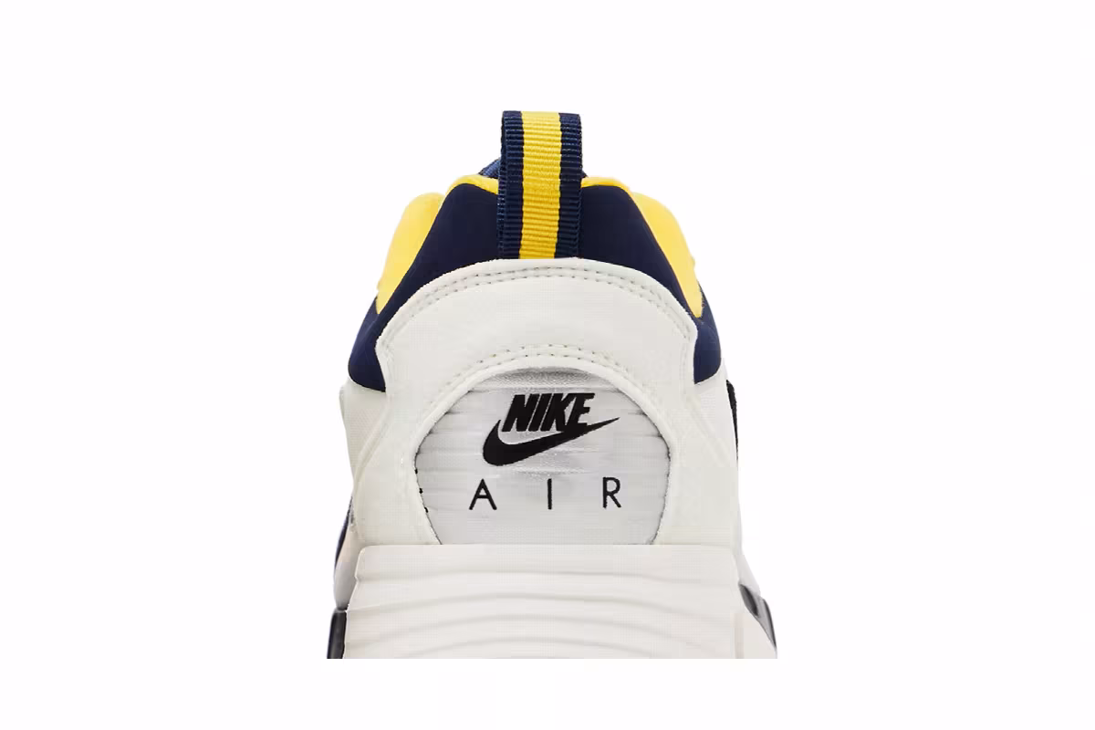 Nike Air Max Solo NCAA Pack - Michigan, view 8