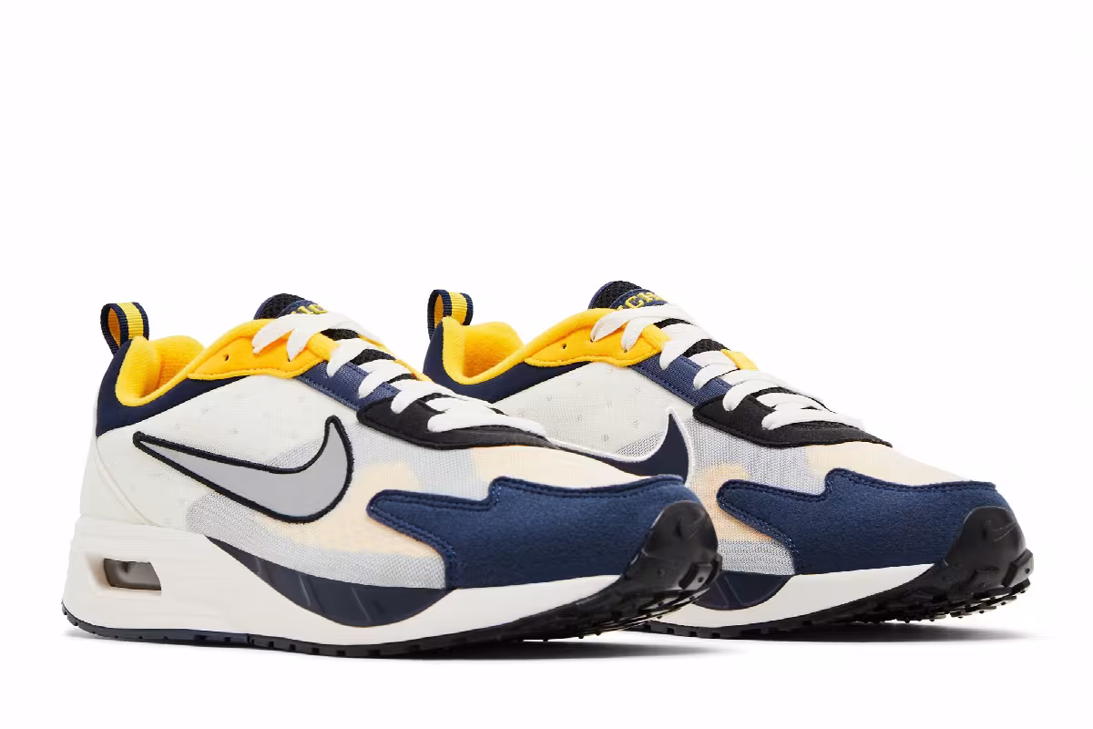 Nike Air Max Solo NCAA Pack - Michigan, view 9
