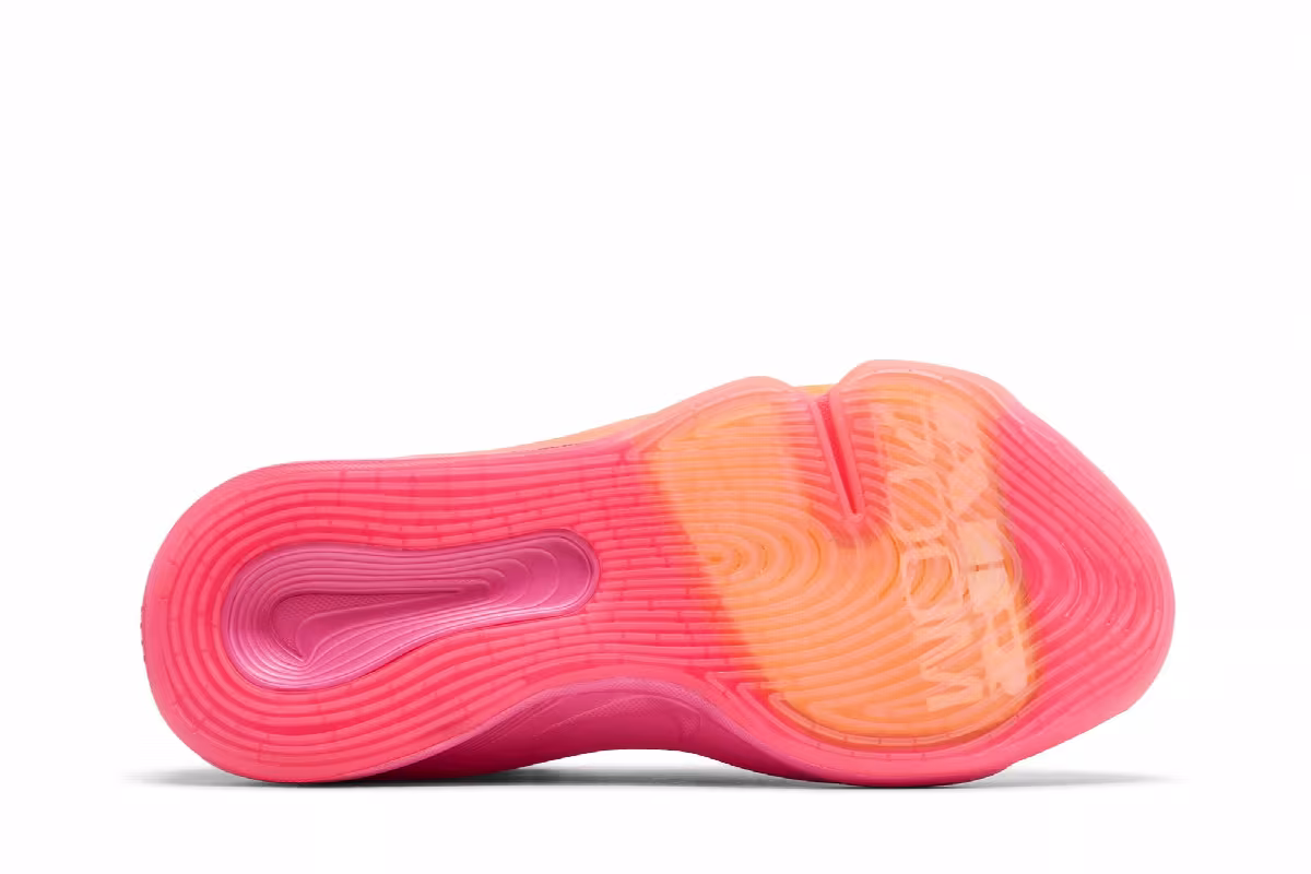 Nike Women's Air Zoom GT Hustle 3 Hyper Pink, view 5