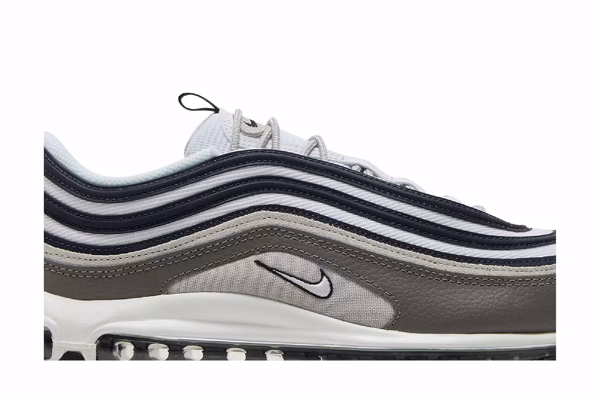 Nike Air Max 97 SE Georgetown, view 3
