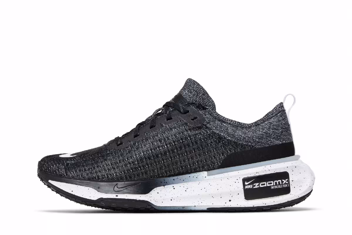 Nike ZoomX Invincible Run Flyknit 3 Oreo, view 4