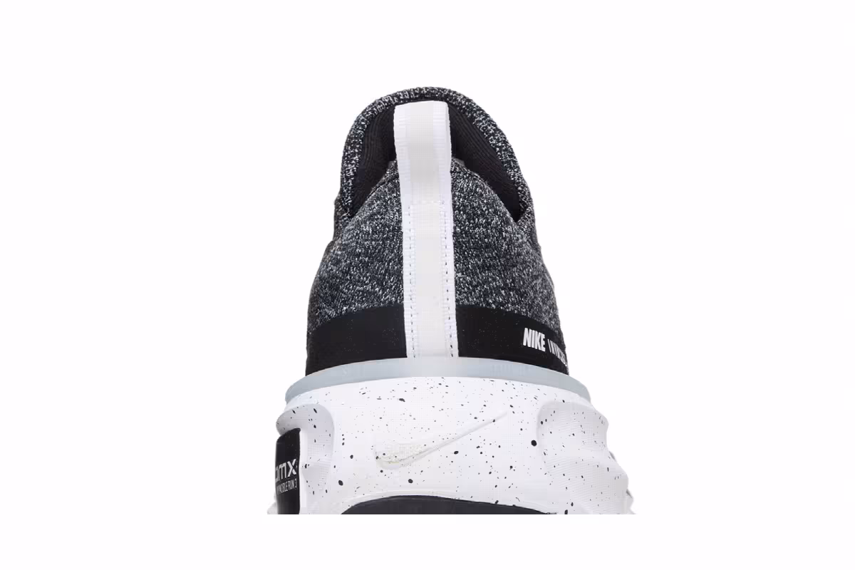 Nike ZoomX Invincible Run Flyknit 3 Oreo, view 8