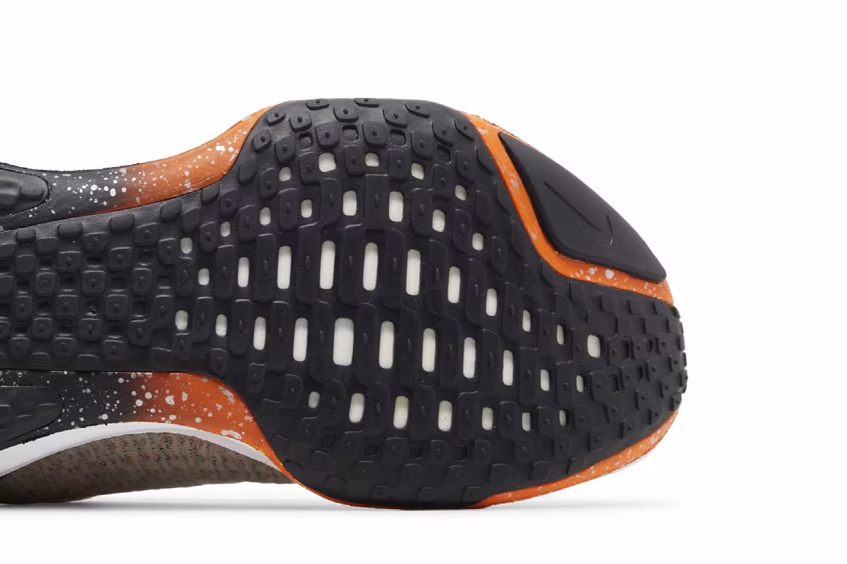 Nike ZoomX Invincible Run Flyknit 3 Oatmeal Safety Orange, view 6