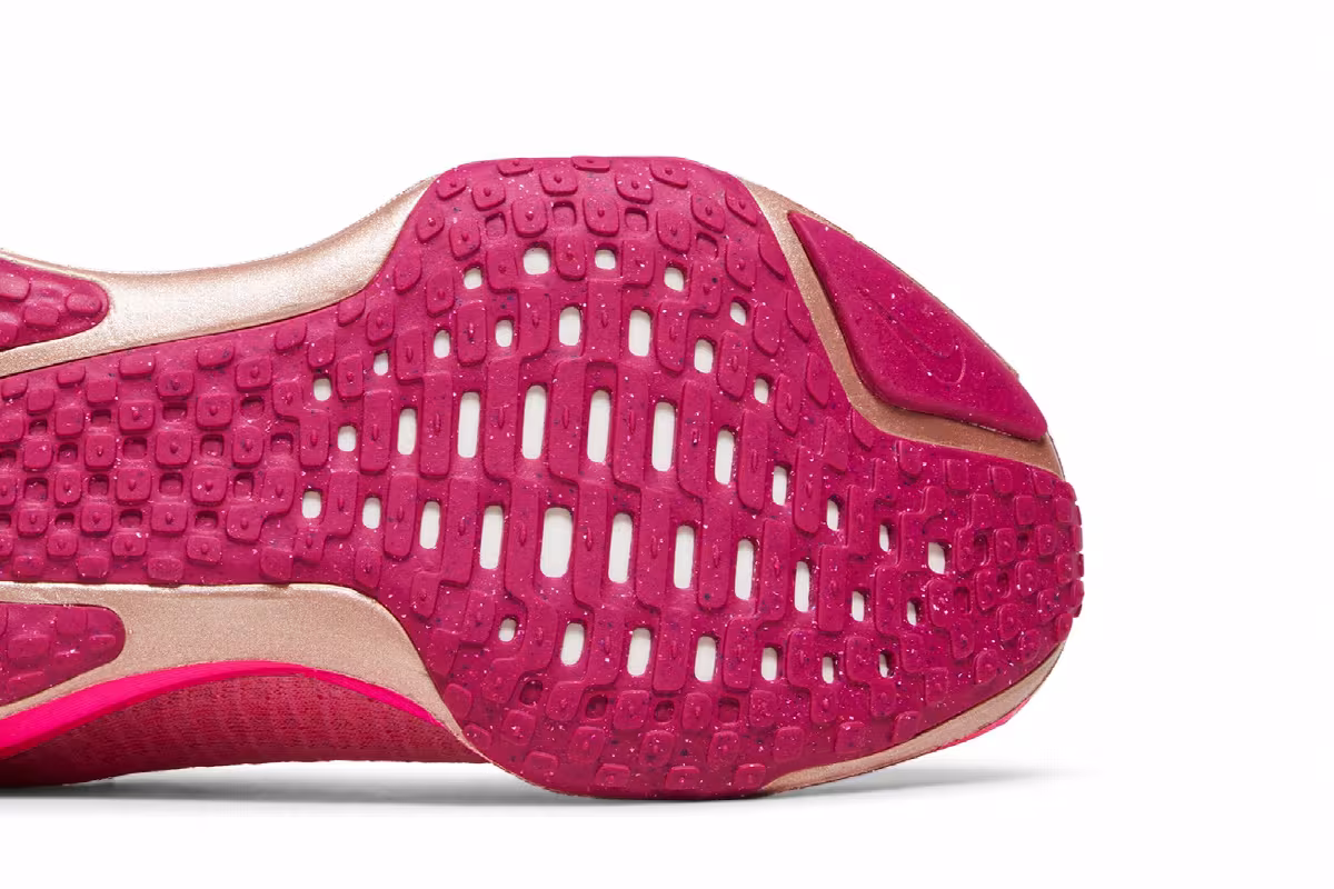 Nike Women's ZoomX Invincible 3 Fierce Pink, view 6