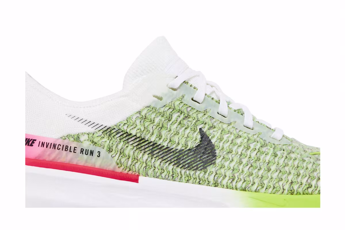 Nike ZoomX Invincible Run Flyknit 3 White Volt Hyper Pink, view 3