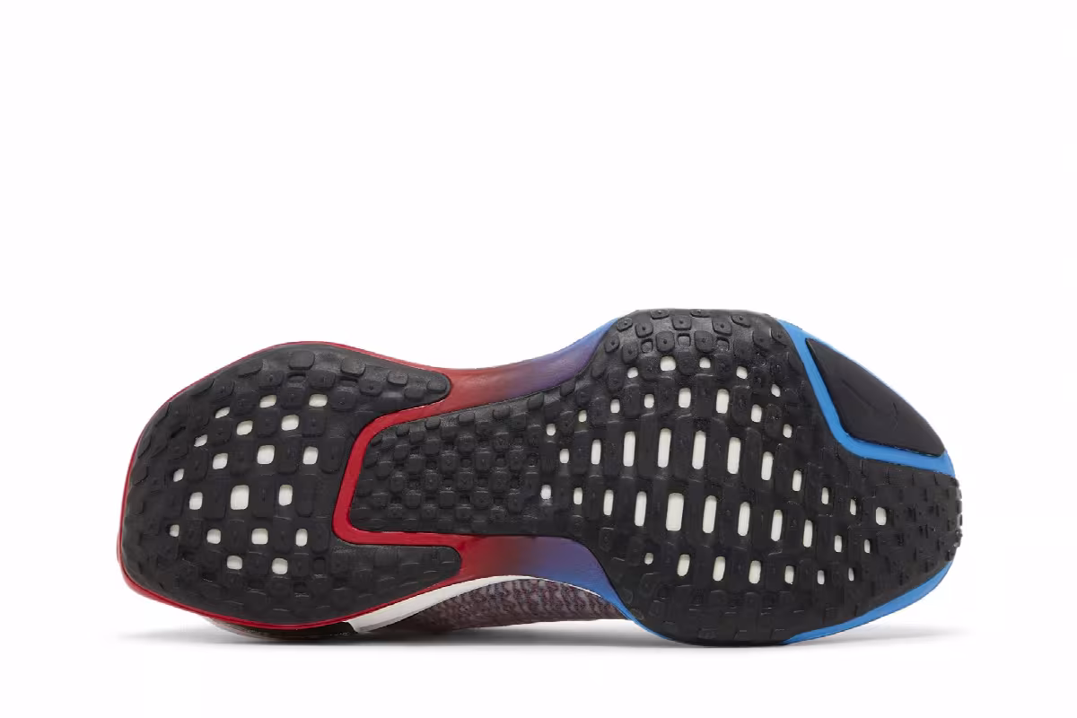 Nike ZoomX Invincible 3 White Photo Blue Red, view 5