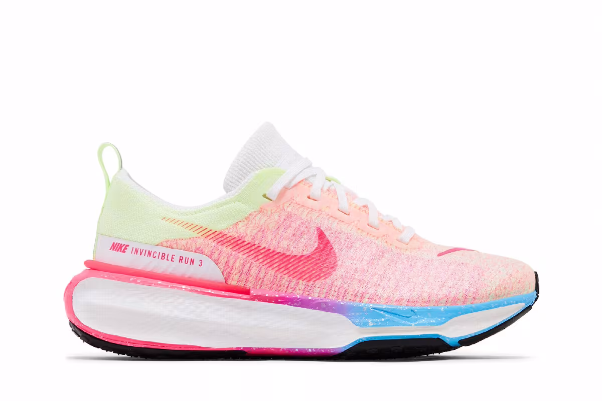 Nike Women's ZoomX Invincible 3 Barely Volt Hyper Pink, view 2