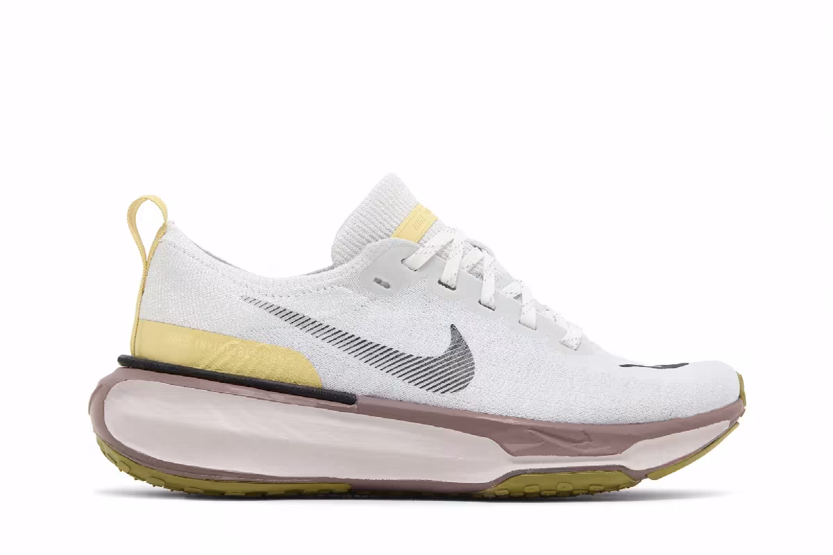 Nike Women's ZoomX Invincible 3 Photon Dust Platinum Violet, view 2
