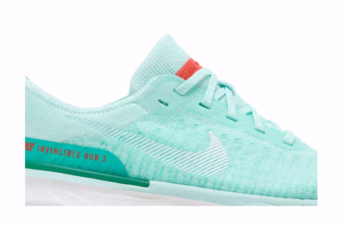 Nike Women's ZoomX Invincible 3 Jade Ice, view 3