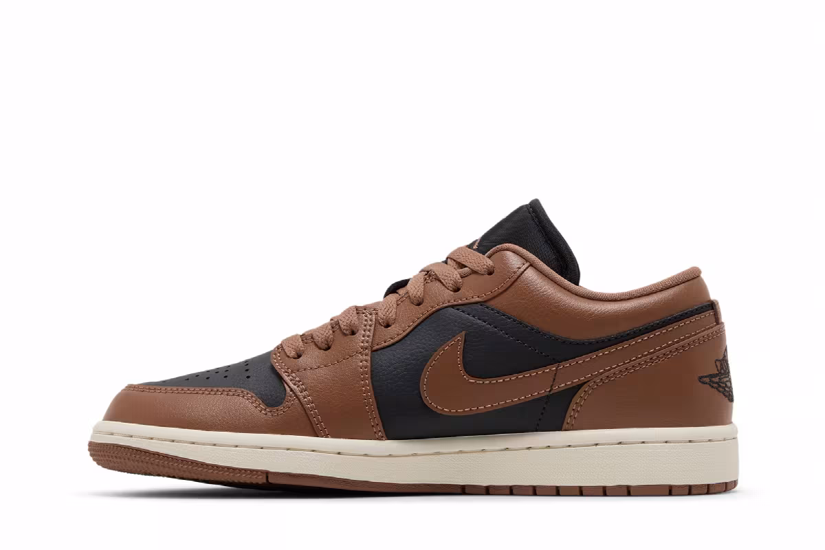Women's Air Jordan 1 Low Archaeo Brown, view 4