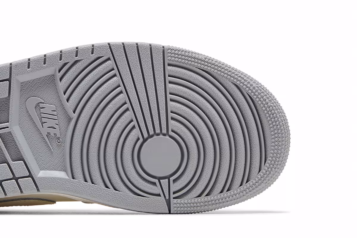 Women's Air Jordan 1 Low Sail Soft Pearl Sequins, view 6