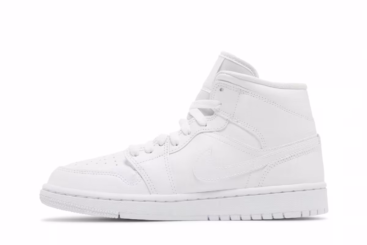 Women's Air Jordan Mid Triple White 2022, view 4