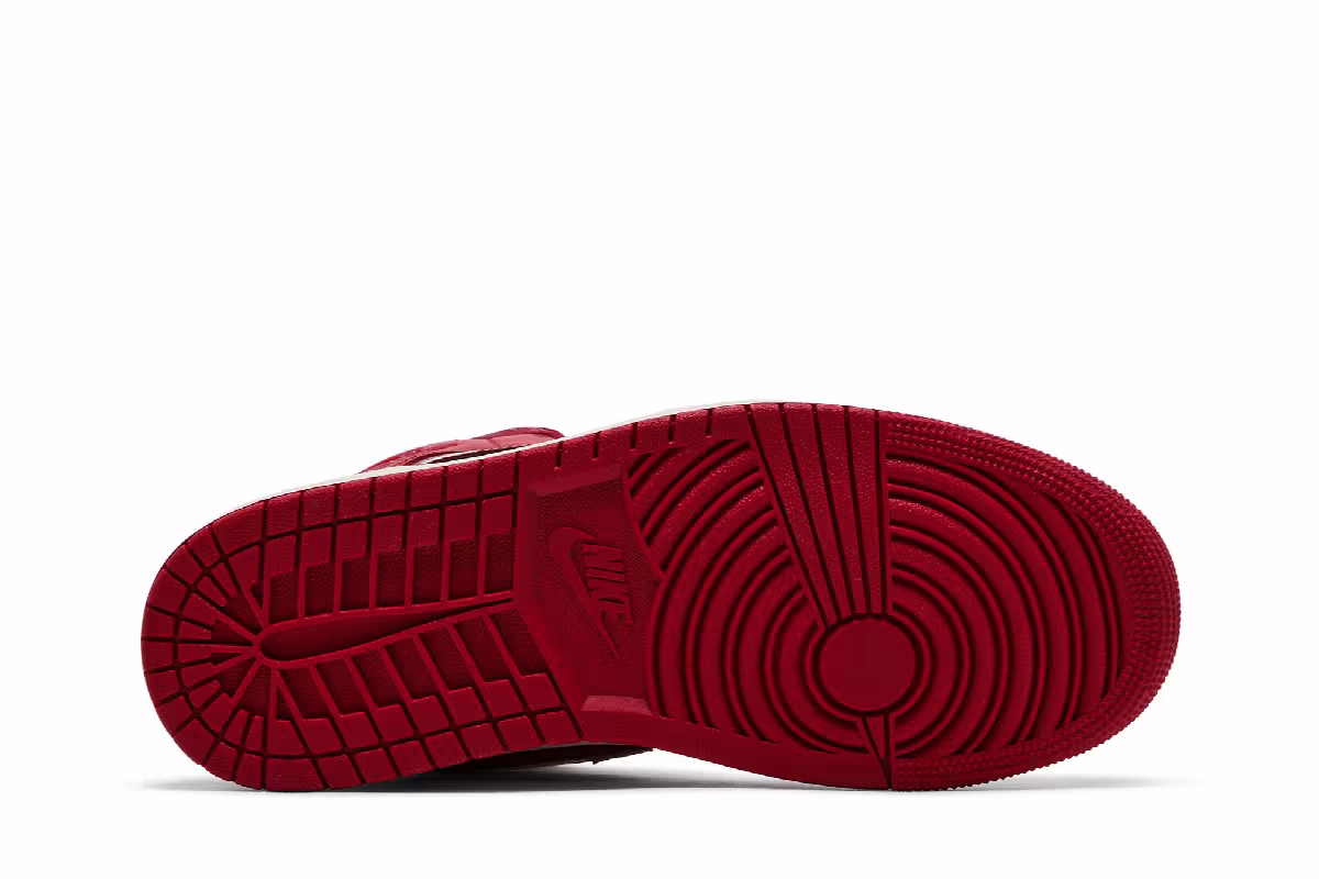 Women's Air Jordan 1 Mid Valentine's Day 2025, view 5