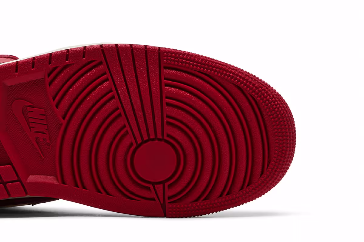 Women's Air Jordan 1 Mid Valentine's Day 2025, view 6