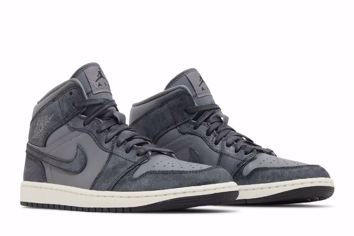 Women's Air Jordan 1 Mid Distressed Smoke Grey, view 9