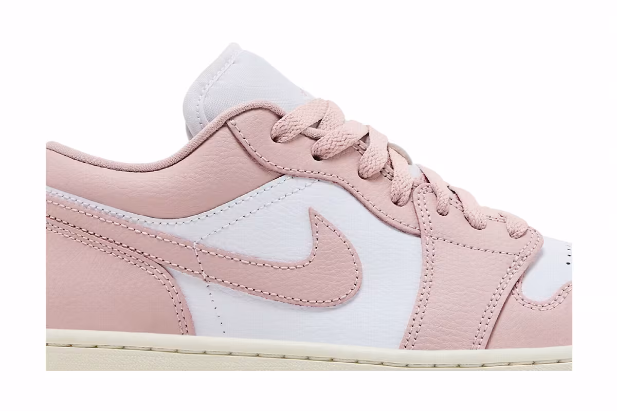 Women's Air Jordan 1 Low Pink Oxford, view 3