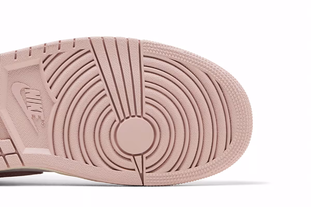 Women's Air Jordan 1 Low Pink Oxford, view 6