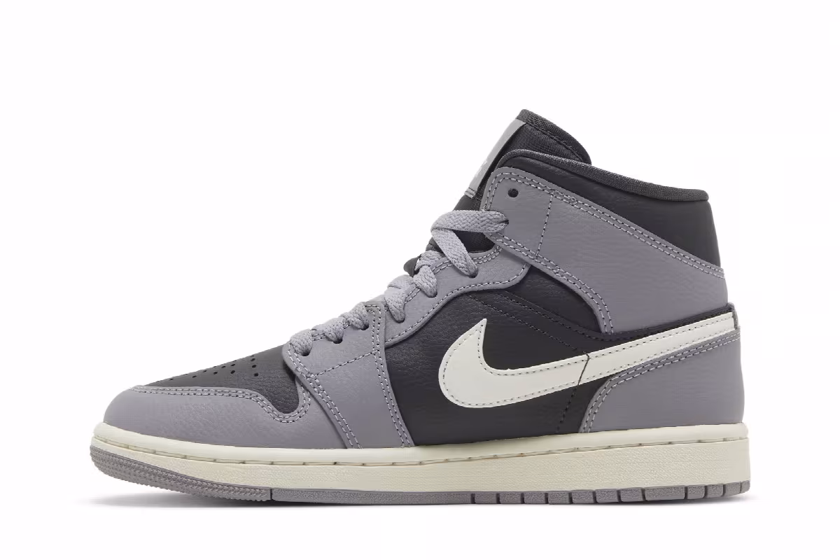 Women's Air Jordan 1 Mid Cement Grey, view 4