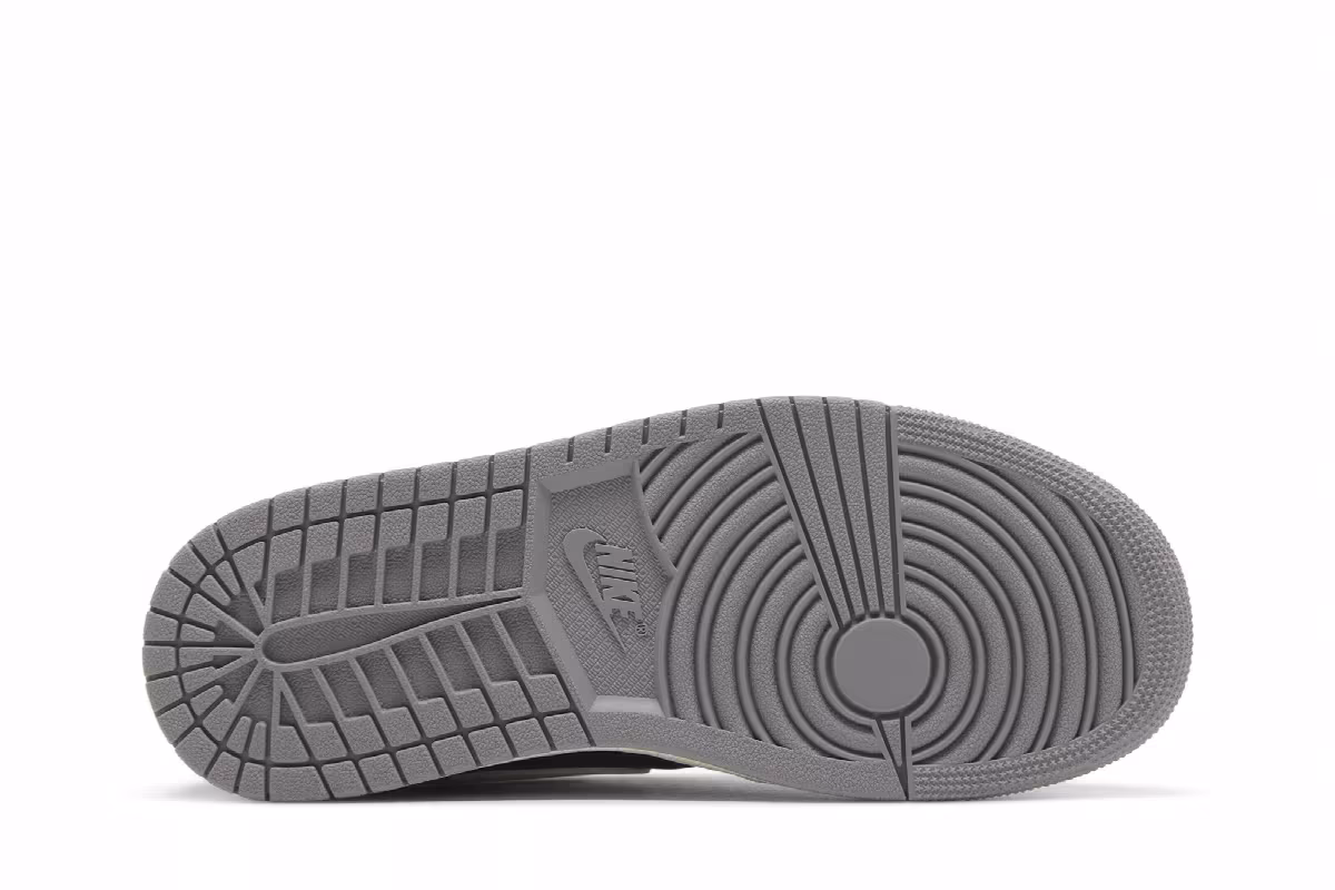Women's Air Jordan 1 Mid Cement Grey, view 5