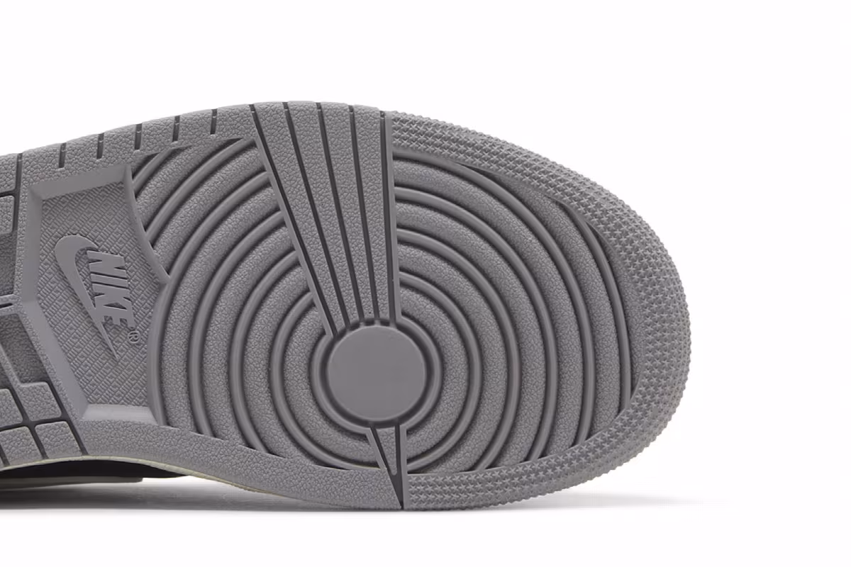 Women's Air Jordan 1 Mid Cement Grey, view 6