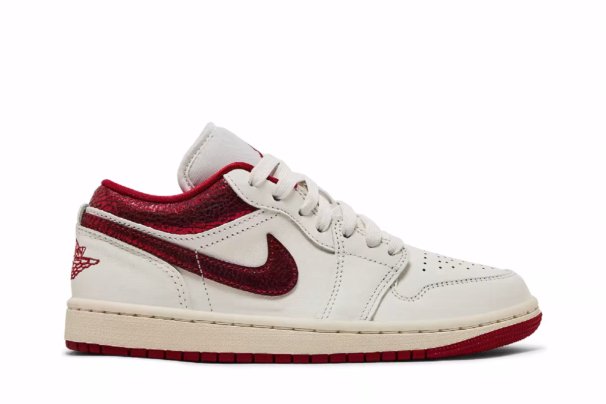 Women's Air Jordan 1 Low Ruby, view 2