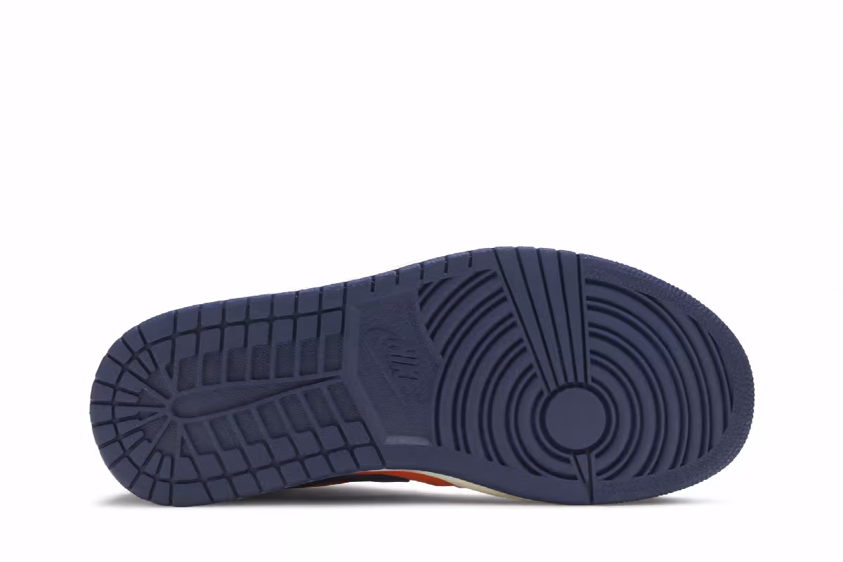 Women's Air Jordan 1 Mid Turf Orange, view 5