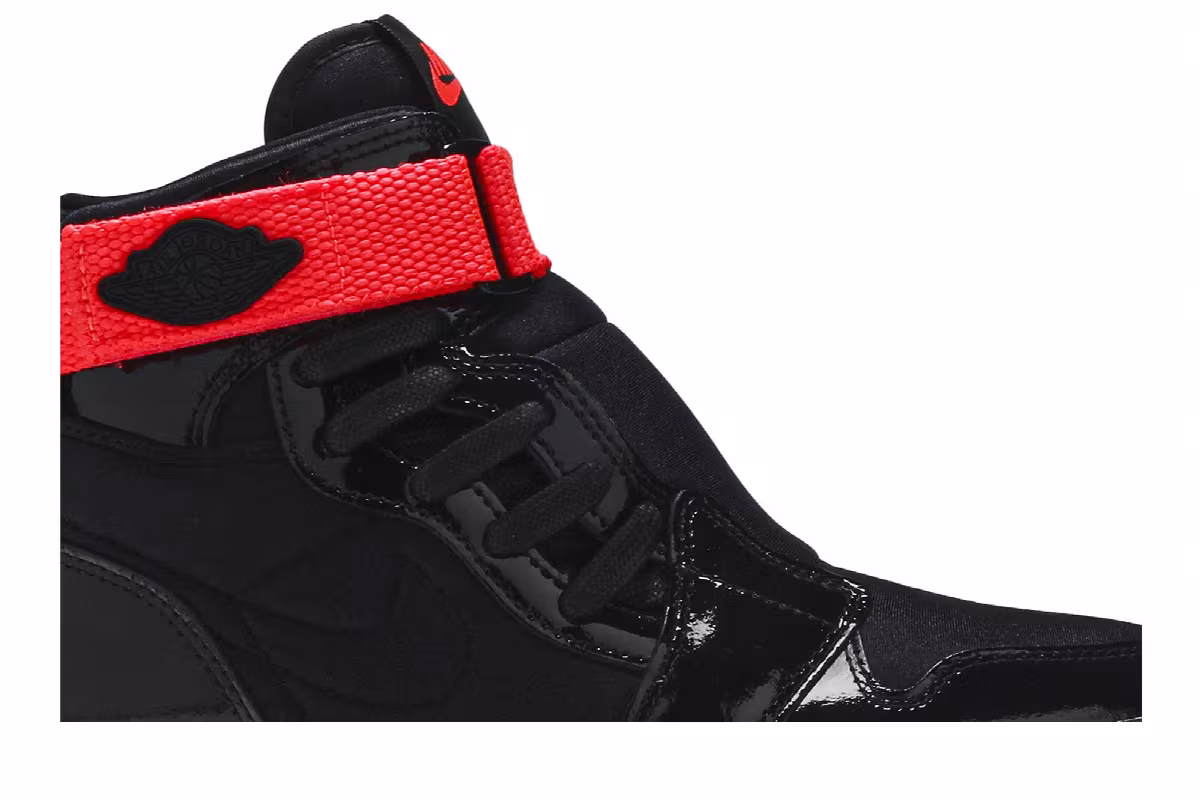 Women's Air Jordan 1 Nova XX Bred, view 3