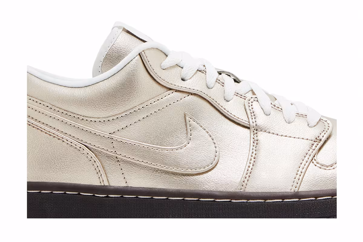 Women's Air Jordan 1 Low SE Metallic Zinc, view 3