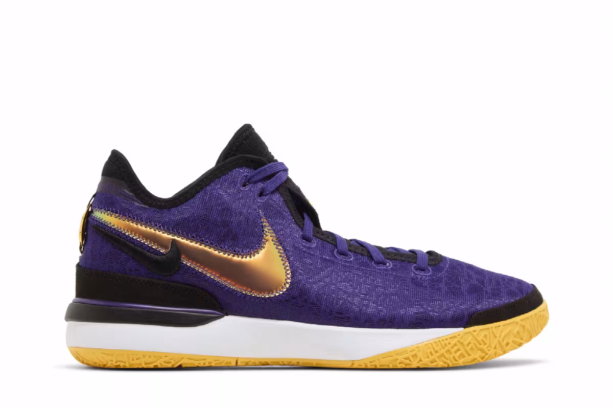 Nike Zoom LeBron NXXT Gen Lakers, view 2